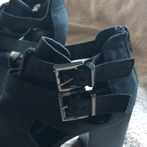 Booties - Picture 3 of 4